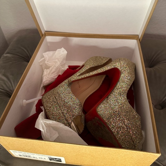 *SOLD* Christian Louboutin glitter pumps size 39.5 - Picture 12 of 13